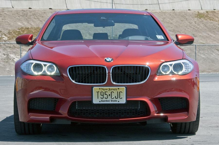  BMW M5 (F10) 2013 года  (NA) (фото 19 из 45)
